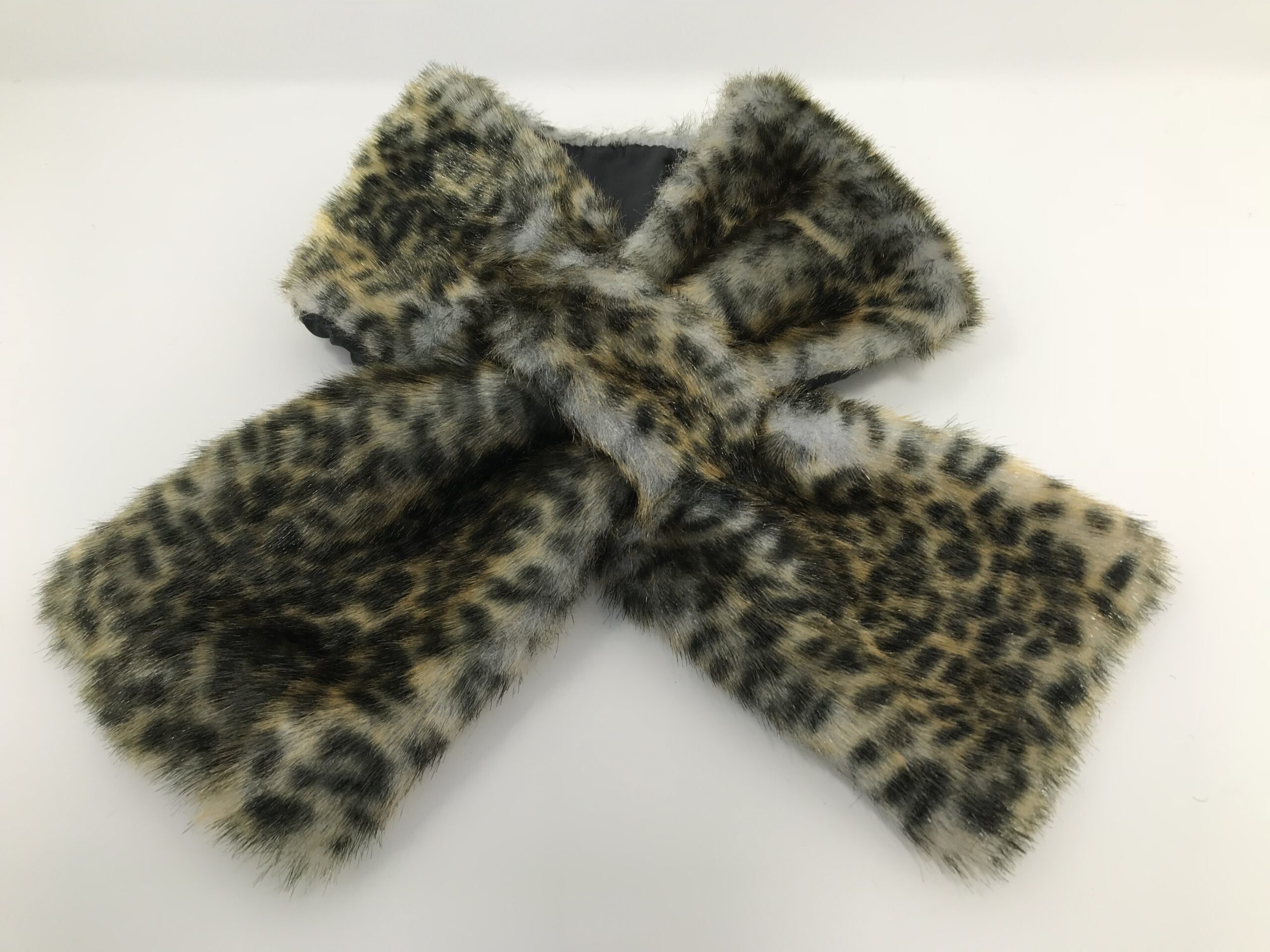 Plush Faux Leopard Print Fur Stole - Image 5