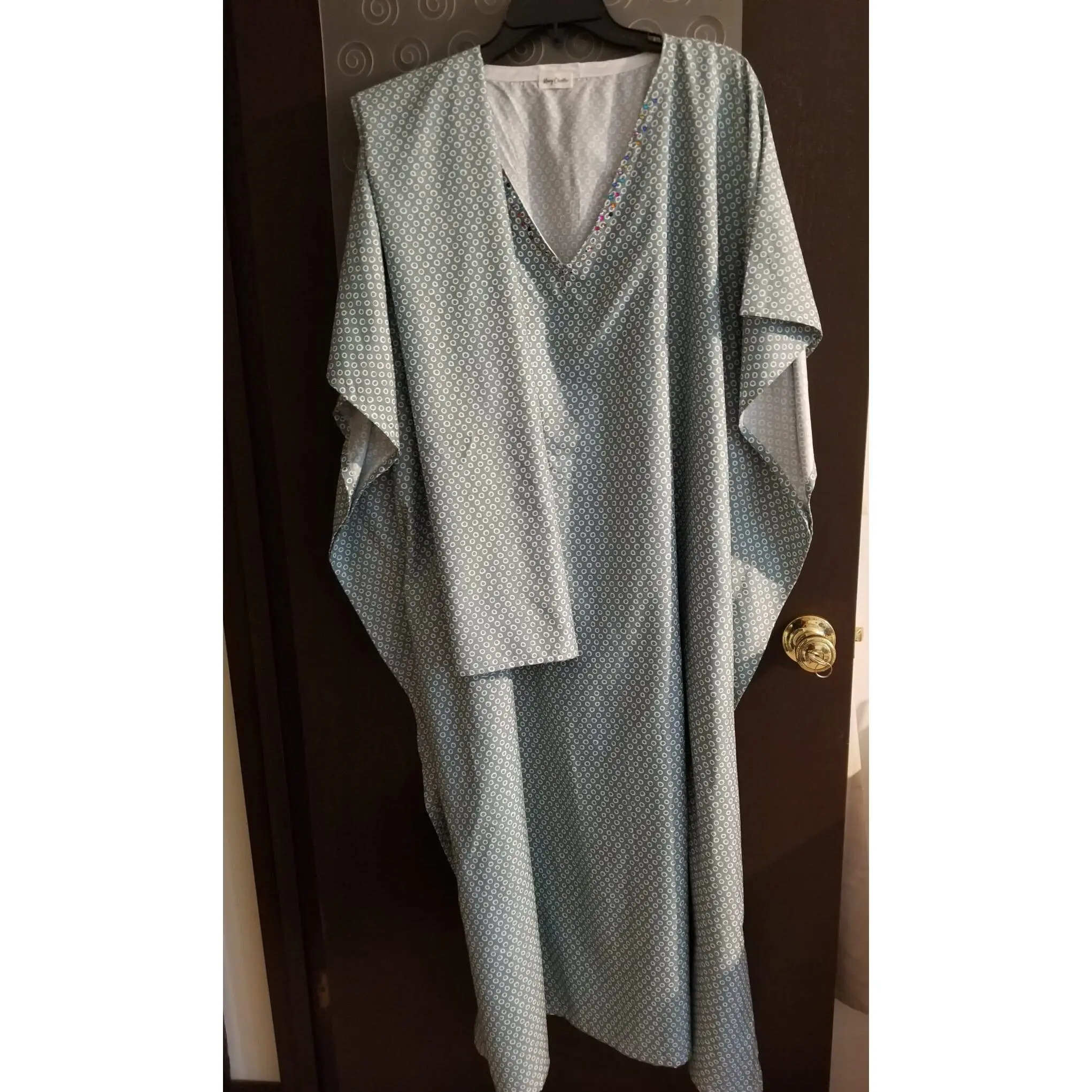 Circle Print V-Neck Mu Mu Kaftan Dress & Scarf - Image 8