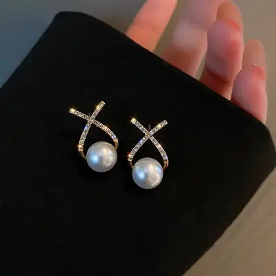 Bridal Pearl Rhinestone Criss-Cross Earrings (2 Colors) - Image 3